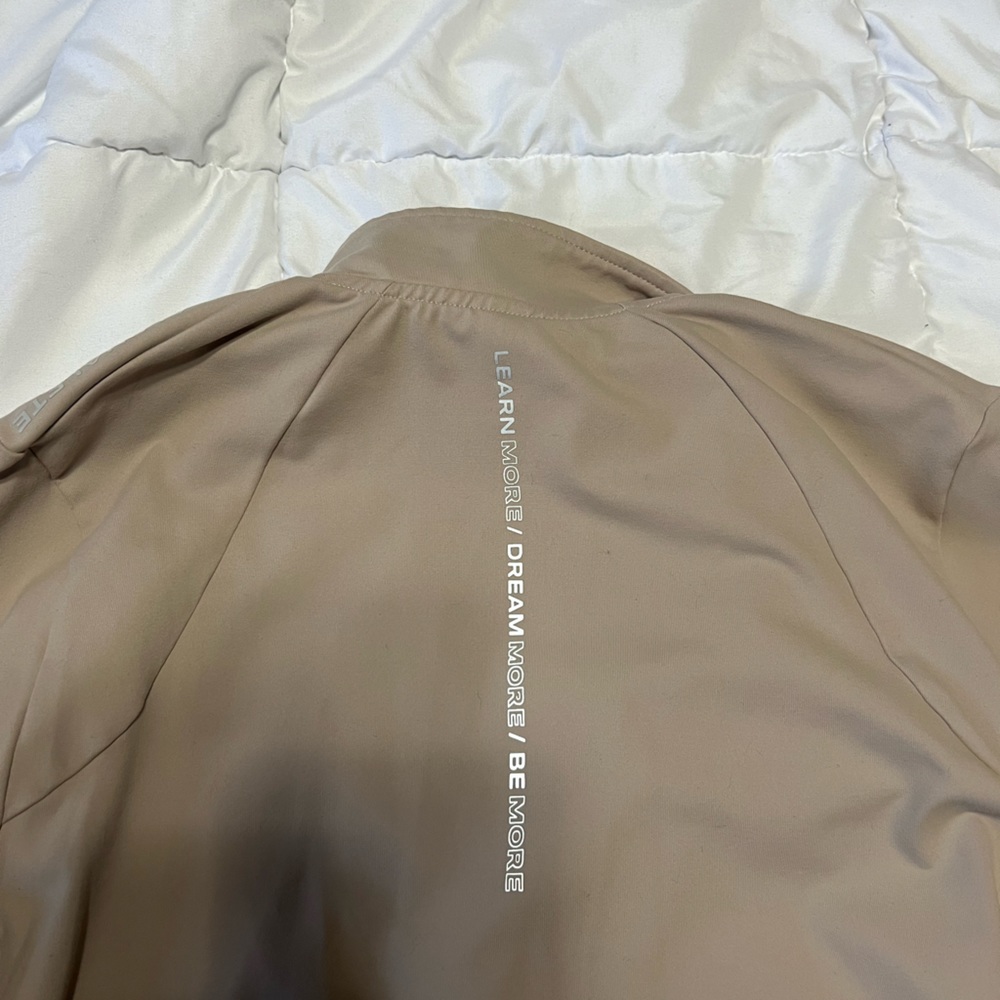 Alphalete Zip Up - Picture 2 of 3